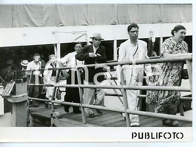 1956 NAPOLI Piroscafo POBEDA - Comitiva di turisti russi in villeggiatura *Foto