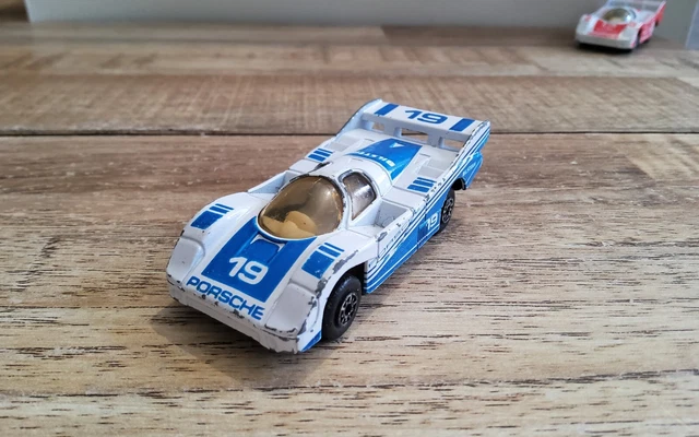 PORSCHE 956LH 24 HOURS LE MANS 1986 #8 1/18 SCALE DIECAST CAR BY SOLIDO 1805503