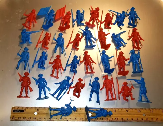 Vintage (?) MPC / BMC REVOLUTIONARY WAR Soft Plastic TOY SOLDIERS Red & Blue AWI