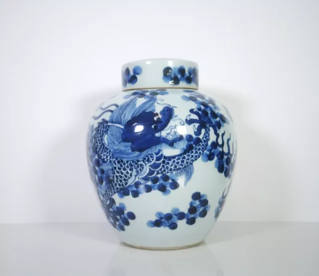 A Blue and White 'Dragon' Lidded Jar