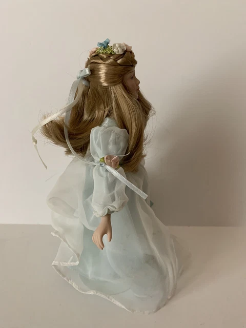 Fairy Tale Collection Cinderella Avon Porcelain Doll & Stand 1984 9 1/4" 4
