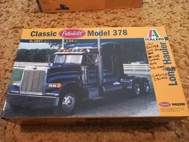 Maquette Italeri 1:24 – PETERBILT 378 LONG HAULER – Kit IT3857 – Neuf
