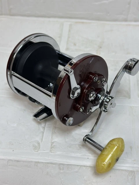 Penn Jigmaster 500 Vintage – Moulinet Pêche Mer Avec Siège Newell Et Bobine Rouge Anniversaire