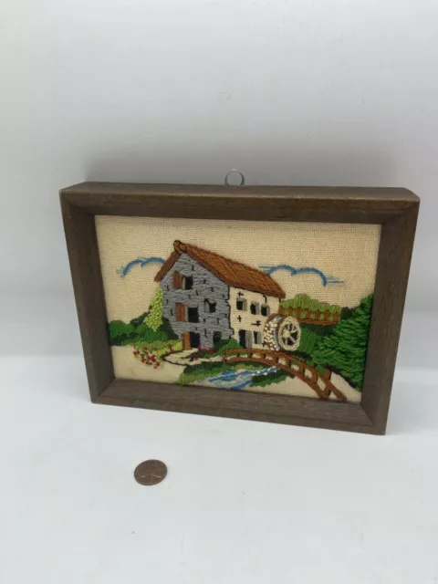 Escena de molino de crealla enmarcada de colección núcleo de cabaña