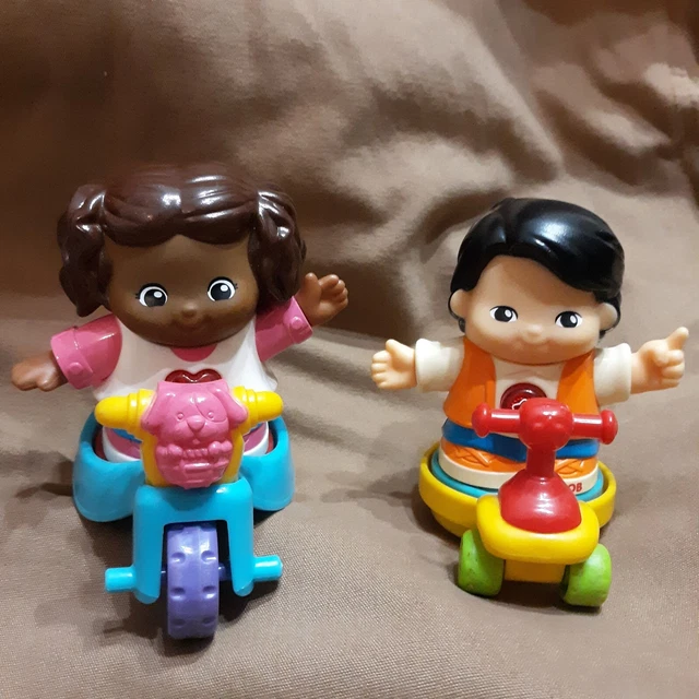 Vtech Go Go Smart Friends Jacob/ Cici Talking Figures and Scooter/Tricycle Works