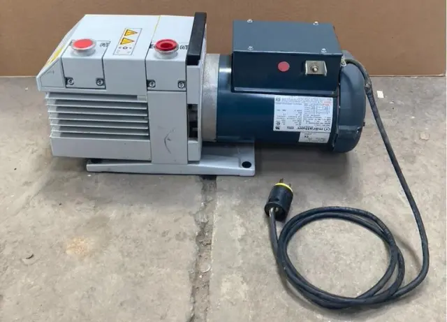 Trivac Vacuum Pump D16B Leybold