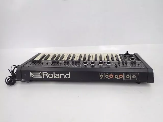 Roland SH-2 Vintage Monophonic Analog Synthesizer 3