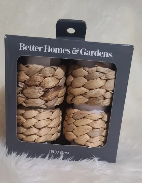 Better Homes & Gardens Napkin Rings. 4 ct. Water hyacinth braided set. New