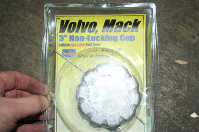 FTA-C-722 Volvo Mack 3" Non Locking Fuel Tank Cap
