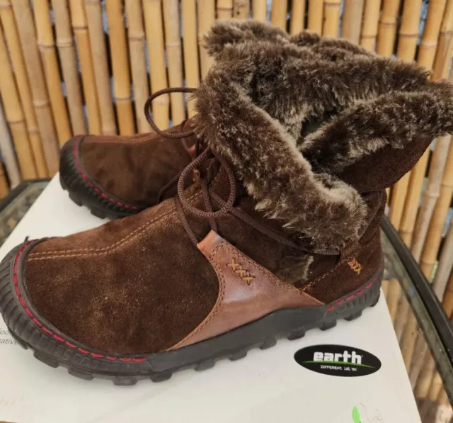 EARTH Boots Central Beaver Suede Brown, Women's 9 Thinsulate Insulation Faux Fur