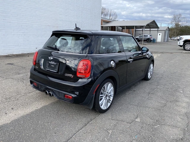 2017 Mini Hardtop 2 Door Cooper S 2