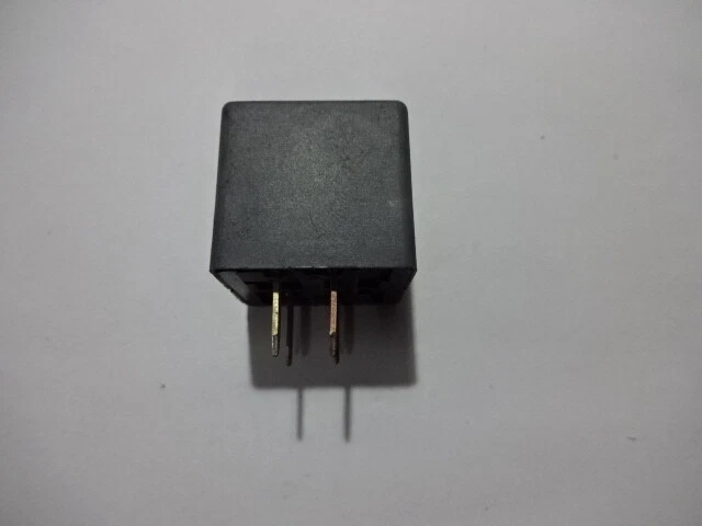 RELÉ RELAIS RELE Relay KIA 0K2A167740 OK2A167740 0K 2A1 67740 OK 2A1 67 ...