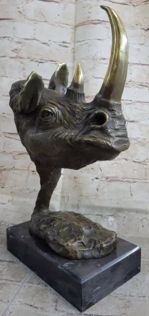 Superbe Et Réaliste Bronze Rhinocéros Sculpture Buste Tête Par Dali Fonte Oeuvre