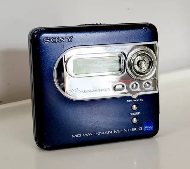 BLUE SONY MZ-NH600D HI-MD MINI-DISC WALKMAN RECORDER fully working 2