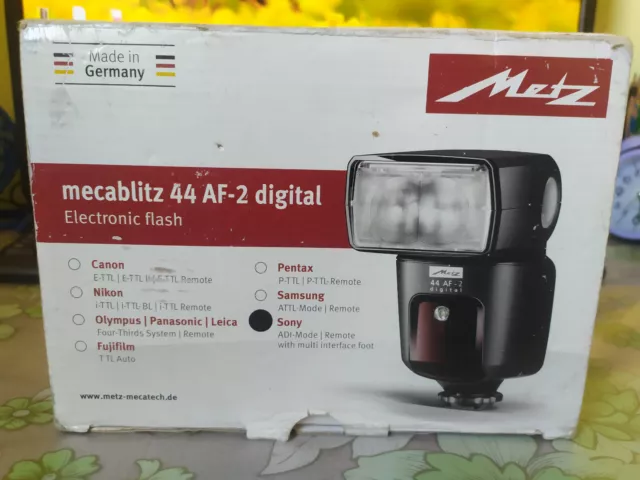 Metz mecablitz 44 AF-2 Digital Flash for Sony Cameras
