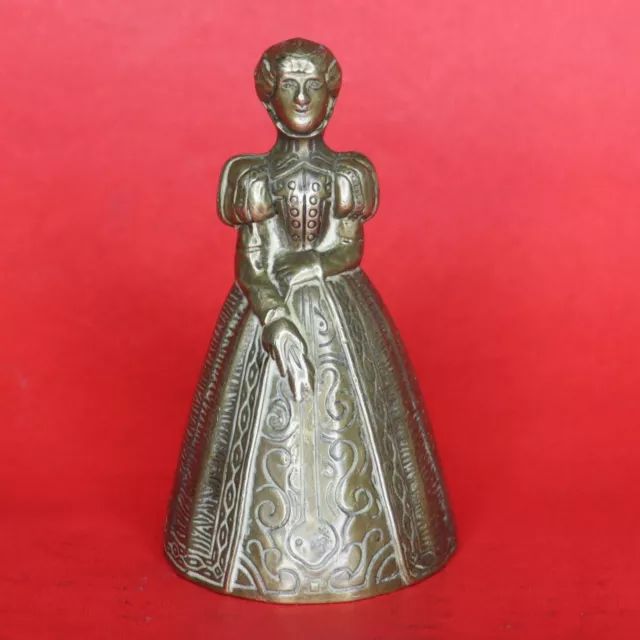 Handcrafted Brass Lady Figurine Old Vintage Sculpture Figure Home Decor Statue