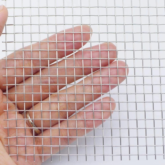 304 Stainless Steel Woven Wire Mesh 1 Roll 5 Aperture 4.5mm About 12"x24" NEW