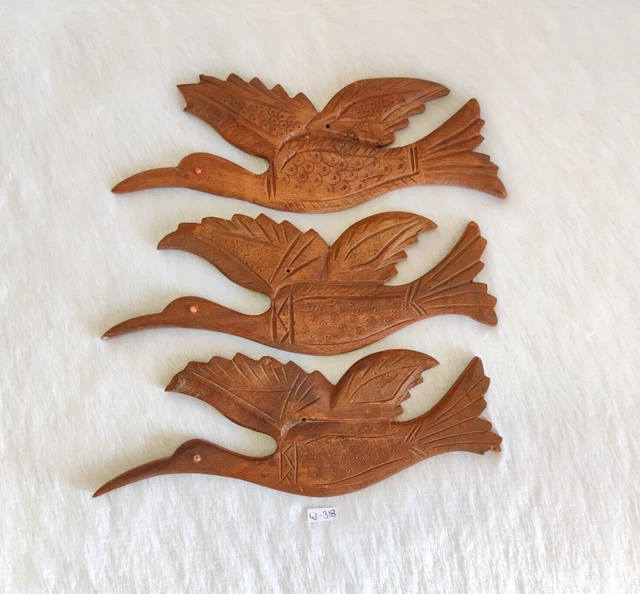Vintage Old Handcrafted Wooden Birds 3 Pcs Wall Decorative Collectible Prop W318
