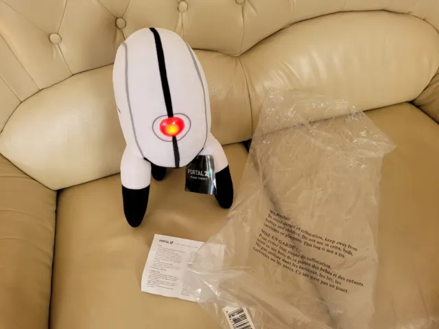 Portal 2 - Plush Talking SENTRY TURRET motion activated 14” Think Geek Brand New