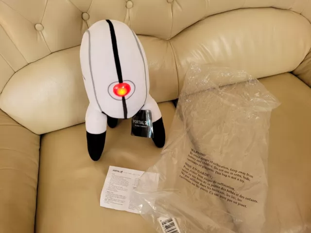 Portal 2 - Plush Talking SENTRY TURRET motion activated 14” Think Geek Brand New