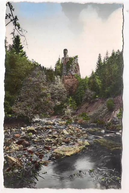 condat-en-feniers  , la roche pointue