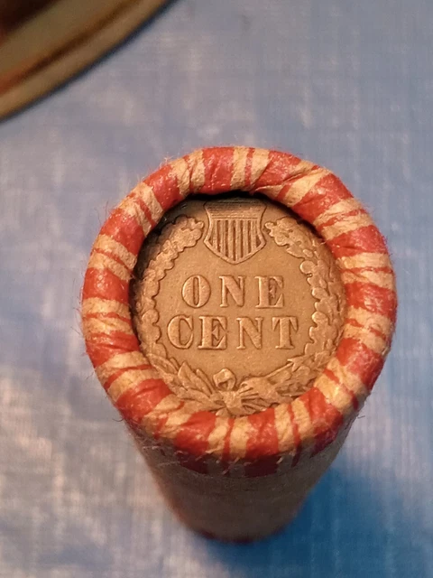 One Bulk Indian Head / Wheat Back Pennies Shotgun Roll - Lot # 467