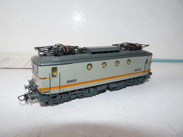 NEUVE SNCF LOCOMOTIVE ELECTRIQUE BB 25257 ''VERSION EN VOYAGE'' ROCO Ref 72472 EUR 240,00 - FR