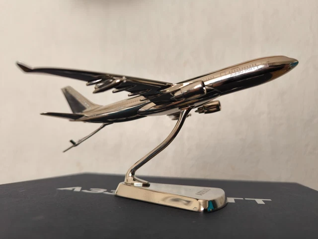 Herpa Wings NATO Airbus A330 MRTT T-061 614573 | – Boutique en ligne de modèles réduits d'avions et de kits de modélisme Herpa Wings NATO Airbus A330 MRTT T-061 614573 | – Boutique en ligne de modèles réduits d'avions et de kits de modélisme