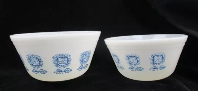 Vintage Federal Glass Blue Sunflower Milk Glass Nesting Mixing Bowls