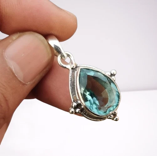 Pendentif Aigue-marine Ovale Serti Argent 925 - Pierre Taillée, Qualité Loupe Clean