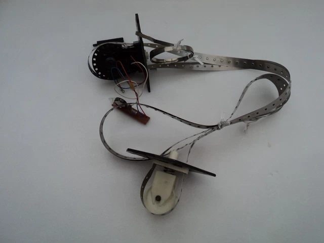 AIGUILLE DOUBLE CHAS POUR MACHINES A TRICOTER SINGER PHILDAR SUPERBA