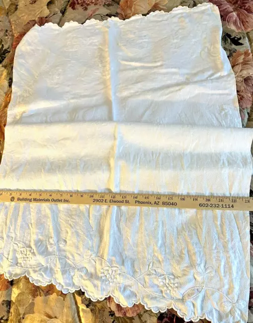 Antique DAMASK HUCK LINEN 42 1/2" X 24" BATH "SHOW" TOWEL-LAUNDERED TO FRESHION