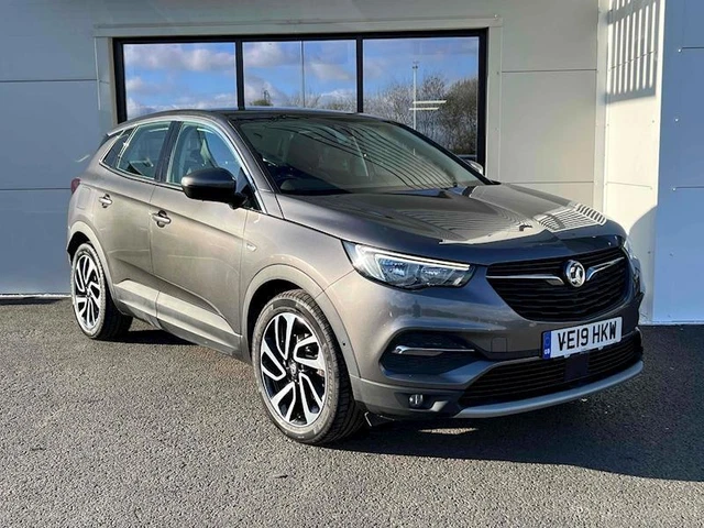 2019 Vauxhall Grandland X Turbo D BlueInjection Elite Nav SUV Diesel Manual