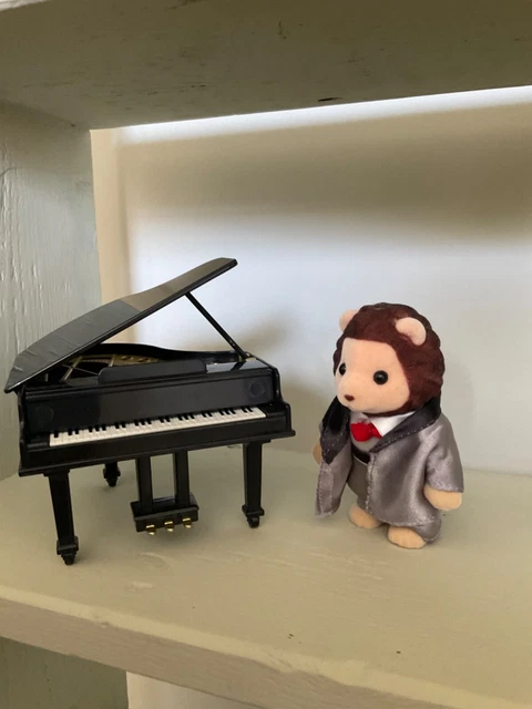 Sylvanian families lion piano hotsell