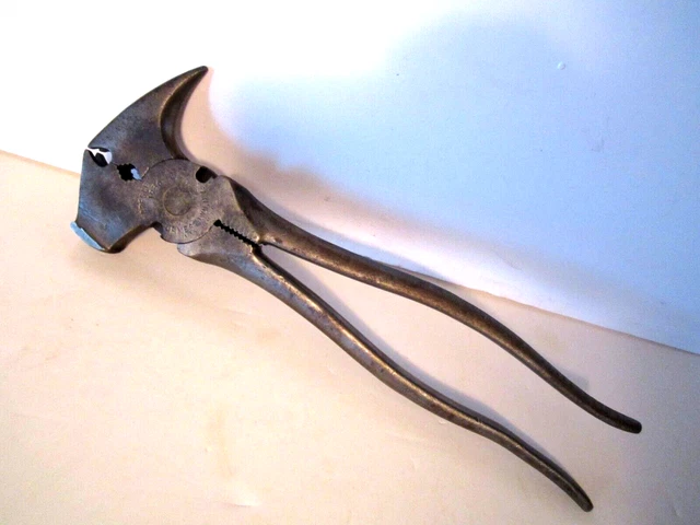 Vintage Crescent 10” Fencing Pliers Unbranded With Textured Grips