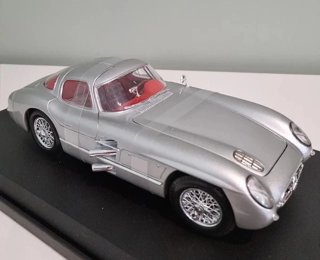 Miniature IMU 1/43 Mercedes 300 SLR Argent – Résine, En Bel état Avec Boîte