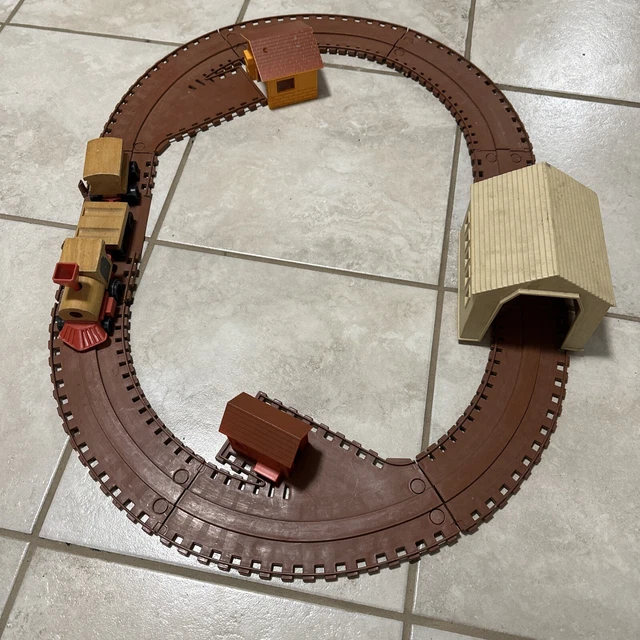 NameTrain Curved Wooden Train Track – 8-Piece Circle Set, Made In USA From New England Hard Maple
