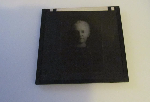 Glass Magic Lantern Slide OLD VICTORIAN WOMAN C1890 PHOTO 2