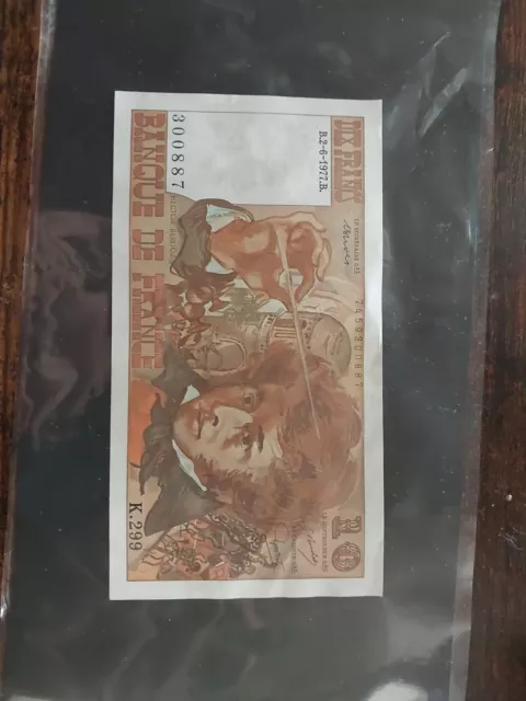 billet de 10 francs BERLIOZ du:  02/06/1977 état  NEUF UNC