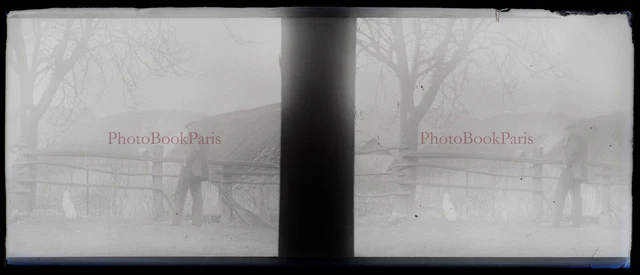 Ferme Homme c1930 Photo NEGATIVE Plaque de verre Stereo Vintage V33L25n12