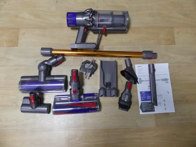 Aspirateur balais Dyson V10 Absolute (Occasion)