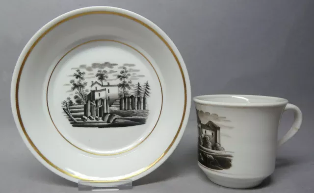 (T7113) Biedermeier Tasse mit Untertasse um 1850, Schwarzlot Malerei, Landschaft