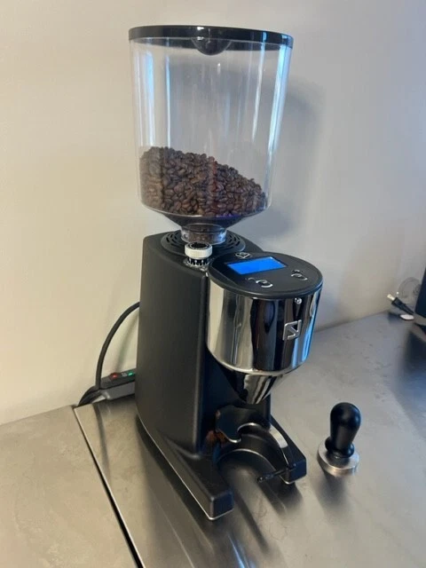 Nuova Simonelli G60 Espresso Grinder, On Demand, Digital - Black | DEMO