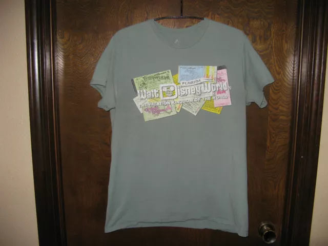 Disney Land Walt Disney World Green Vacation Kingdom Of The World T-Shirt Size L