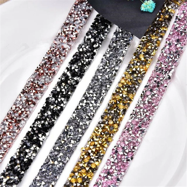 Lot De 2 Appliques Strass Mariage – Patchs à Coudre Ou à Coller – Forme Fleur Argentée