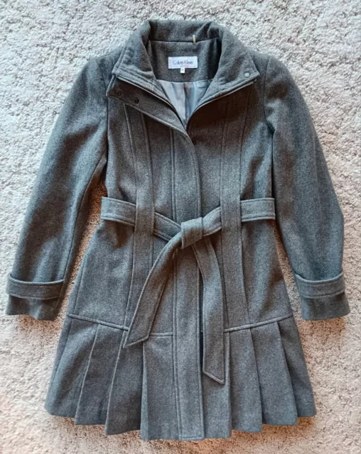 Beautiful Calvin Klein Gray Wool Belted Pleated Dress Coat Jacket Size Petite 6