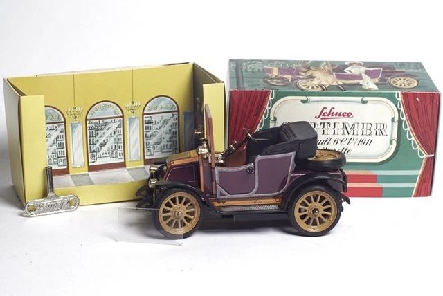 Schuco 1230 Renault 6 CV 1911 Cabriolet Tôle - 1/18 - Longueur 17,5cm