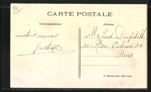 CPA Joinville-le-Pont, Le Quai de la Marne, le Pont un jour de fete 2