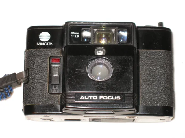 Vintage Minolta AF-C Auto Focus 35mm F2.8 Film Camera-tested works