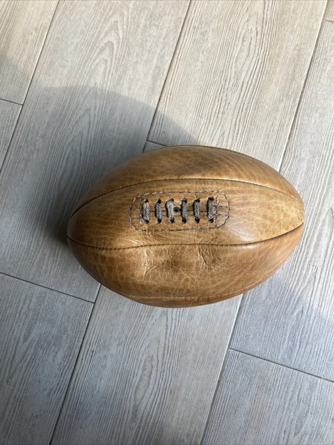 Ancien Thermomètre Mural Déco En Forme De Ballon De Rugby, Vintage